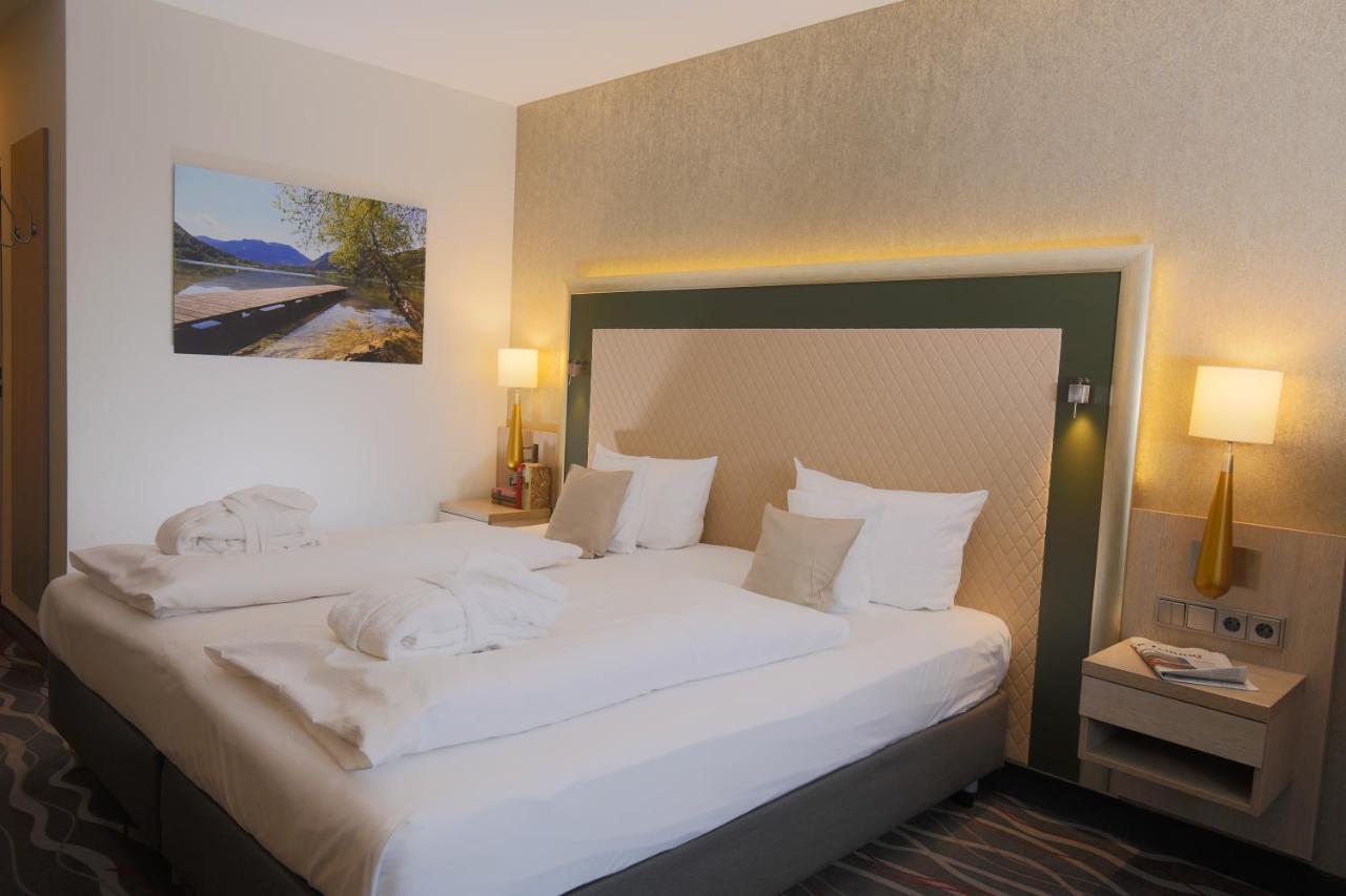 Hotel Bayerischer Hof Miesbach, BW Premier Collection Екстериор снимка