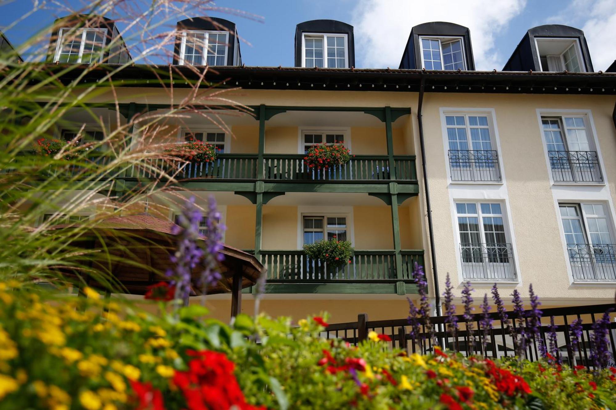 Hotel Bayerischer Hof Miesbach, BW Premier Collection Екстериор снимка
