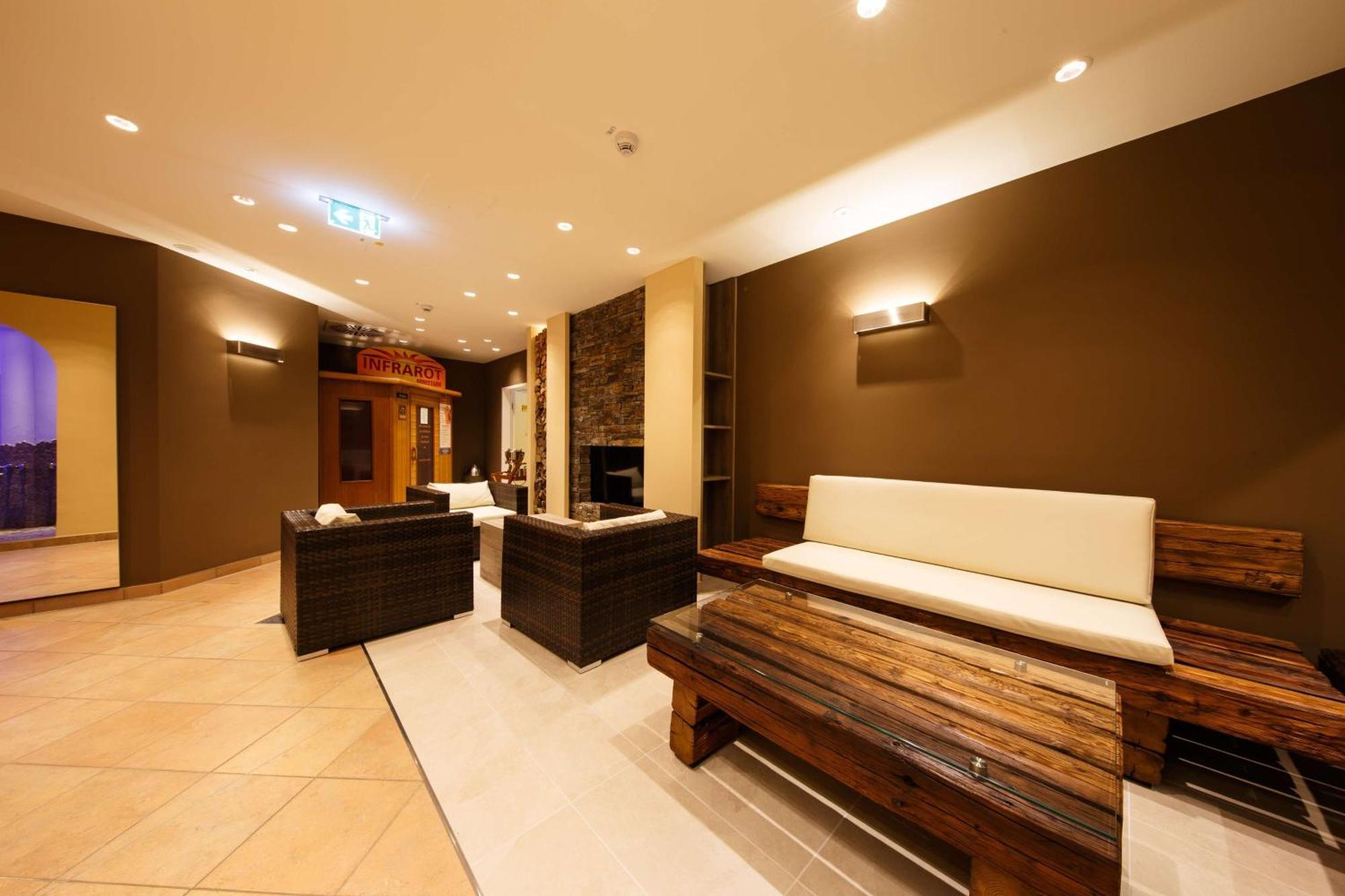 Hotel Bayerischer Hof Miesbach, BW Premier Collection Екстериор снимка