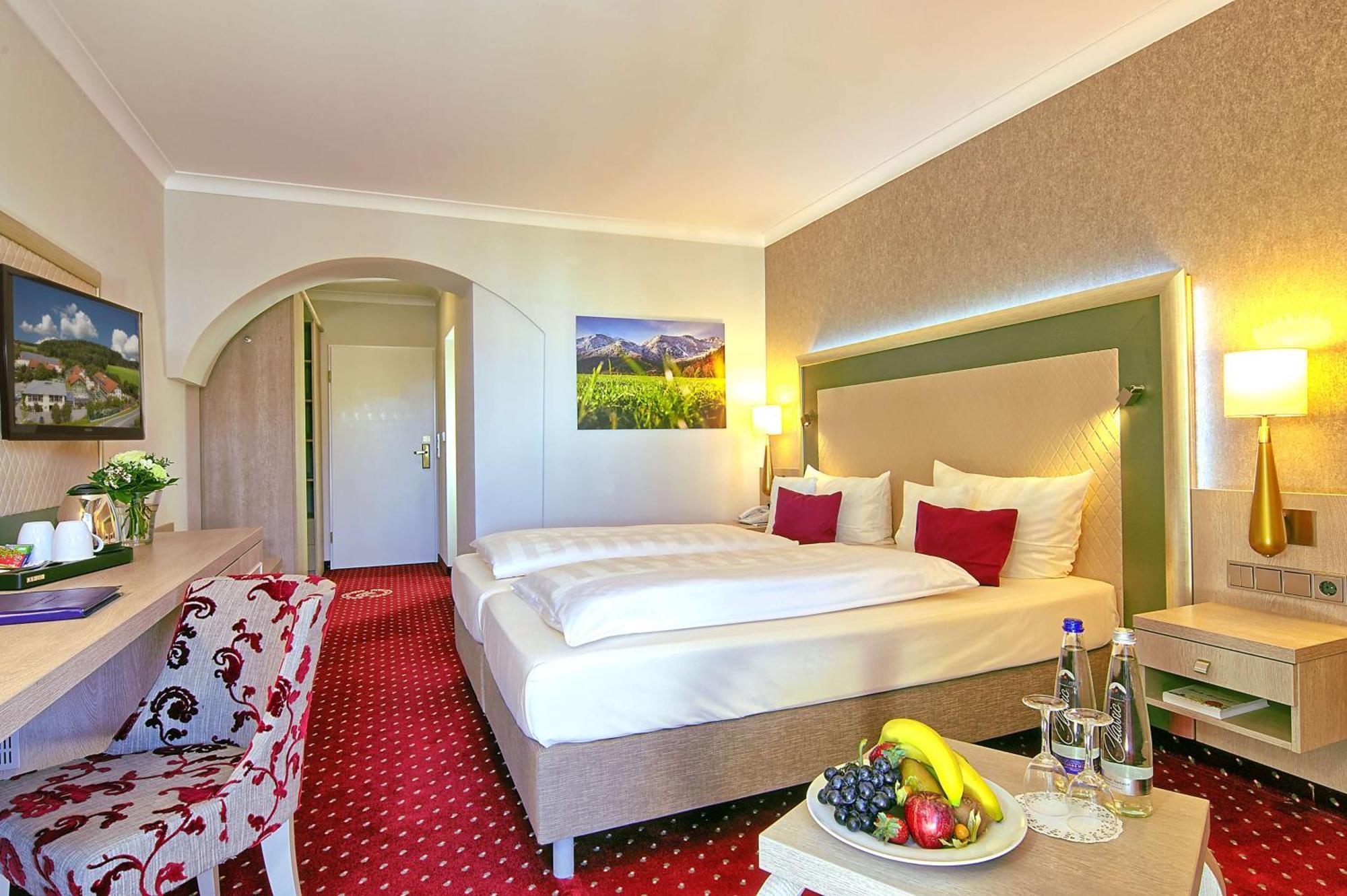Hotel Bayerischer Hof Miesbach, BW Premier Collection Екстериор снимка